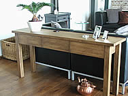 sidetable van eik, donker gekleurd